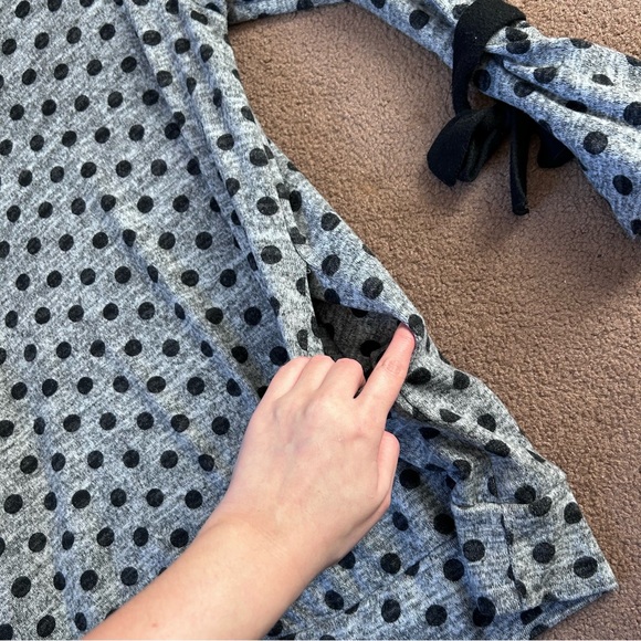 White Birch Gray w Black Polka Dots Women’s Top Long Sleeved w Bows Cowl Neck - Picture 5 of 9